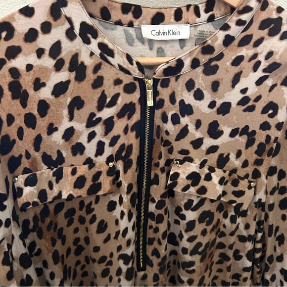 Calvin Klein Leopard Print Stretch Knit Women's Blouse Top Large - Picture 4 of 8